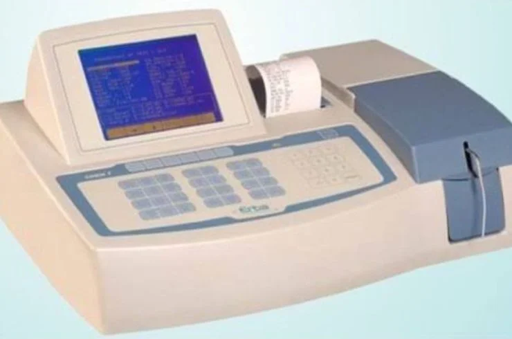 Erba Chem 7 Semi-Automatic Biochemistry Analyser 1